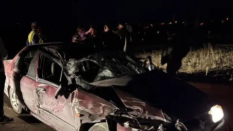 Çorum Dodurga'da otomobil ile traktör çarpıştı, 2 yaralı hastaneye kaldırıldı